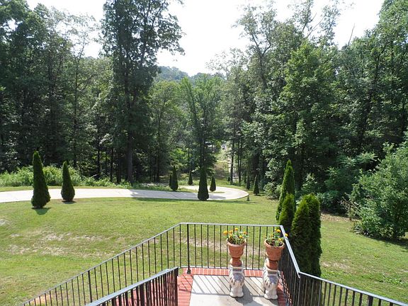 2nd image of 2569 Highpoint Dr