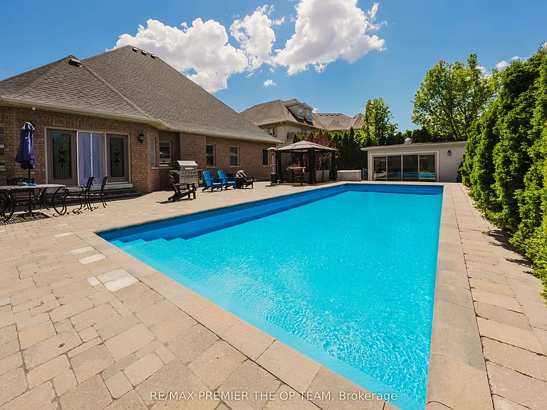 56 Park Ridge Dr #UPPER — Photo 29