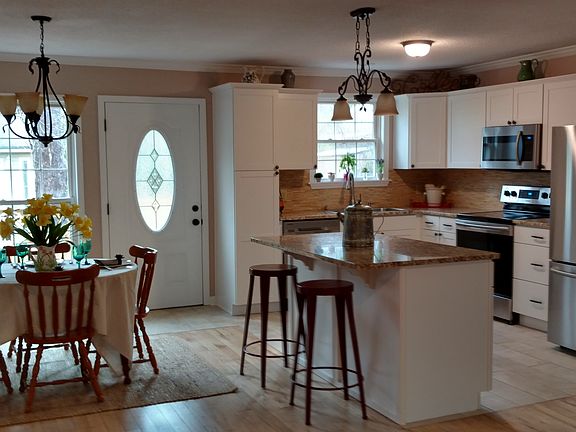 Open concept, LR, Kit, & DR