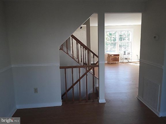 4th image of 6578 Overleigh Ln