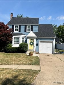 90 Allendale Rd, Cheektowaga, NY, 14215