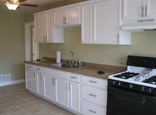 17958 Commercial Ave, Lansing, IL 60438