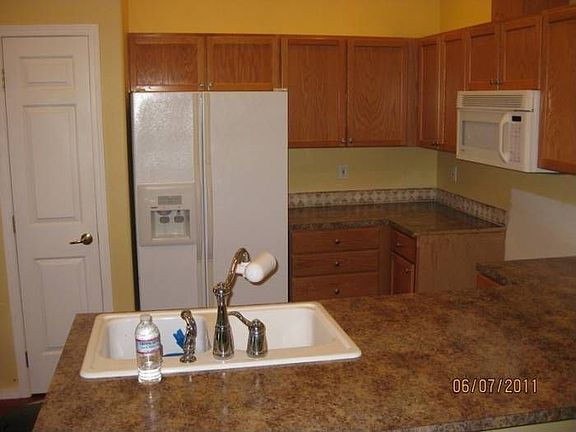 4th image of 532 87th Ave SE