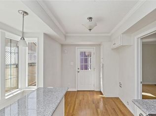853 S Harrison St, Arlington, VA 22204
