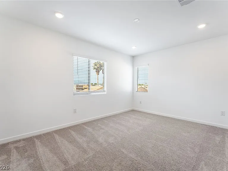 2112 Abraham Ave — Photo 9