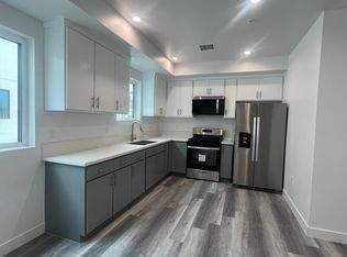 11451 Victory Blvd #3, North Hollywood, CA 91606