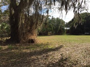 Shadylawn Ave, Nokomis, FL 34275