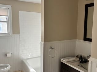 202 Baxter St, Pawtucket, RI 02861