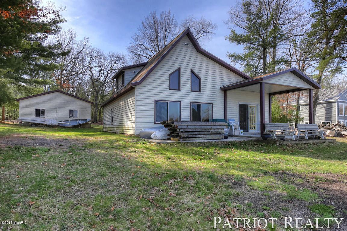 1801 E Hess Lake Dr, Newaygo, MI 49337 Zillow