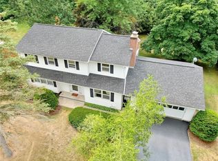 117 Kirklees Rd, Pittsford, NY 14534