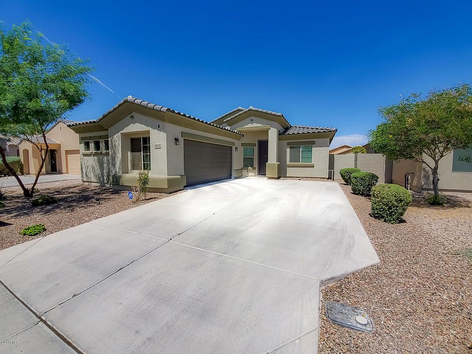 1st image of 42332 W Balsa Dr