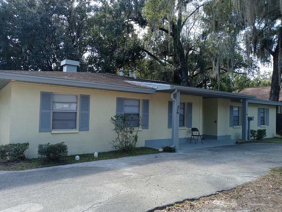 1st image of 811 NW 4th Pl