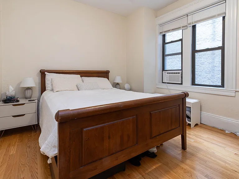 Fenway Flats — Photo 30