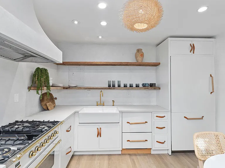 716 Stokeswood Ave SE #2B — Photo 12