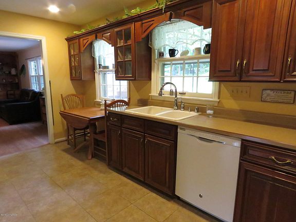 2nd image of 12719 Saint Clair Dr