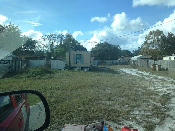 5th image of 42215 Cherry Ave