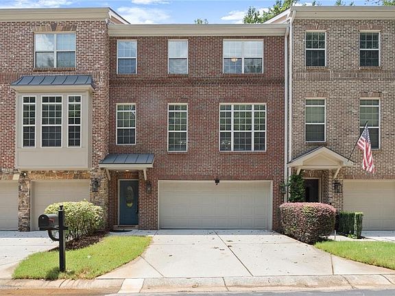 2nd image of 5583 Julian Pl