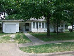 1st image of 148 Saint Clair Dr N