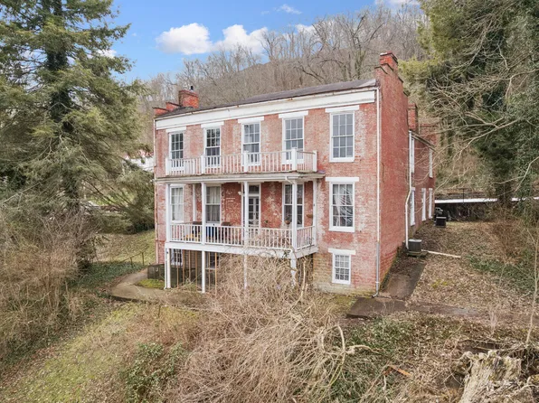 331 W 3rd St, Maysville, KY 41056