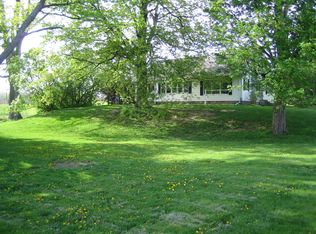 1002 W Old Trail Rd, Columbia City, IN 46725