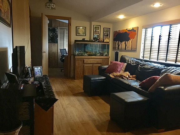 4th image of 1150 NE 171st St