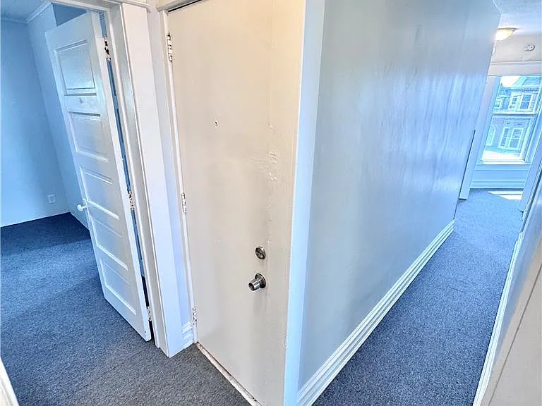 31 N 12th St #3 — Photo 11
