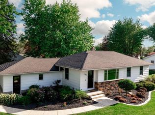 205 W Cole Rd, Fremont, OH 43420