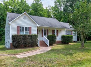 224 Mustang Ln, Zebulon, NC 27597