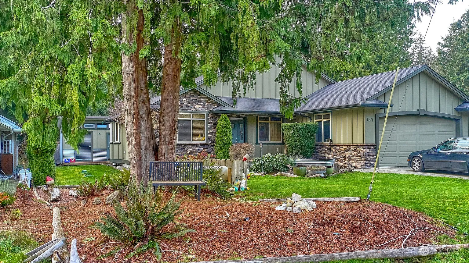 137 Park Drive photo 1