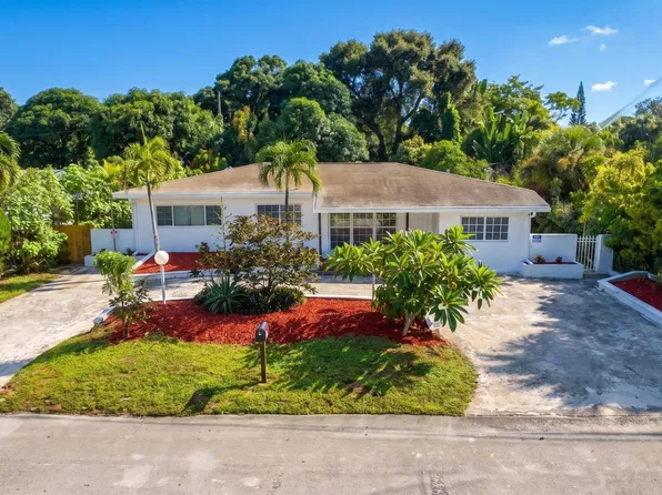 110 NE 152nd Street, Miami, FL 33162