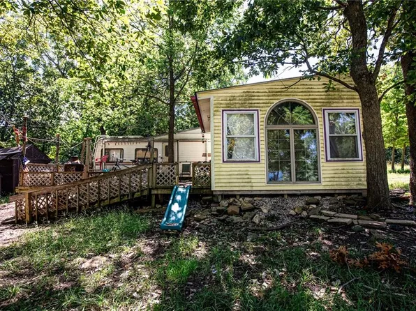 2 Mine Creek Dr, Mound City, KS 66056