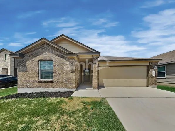 2708 Iberia Ct, Seguin, TX 78155