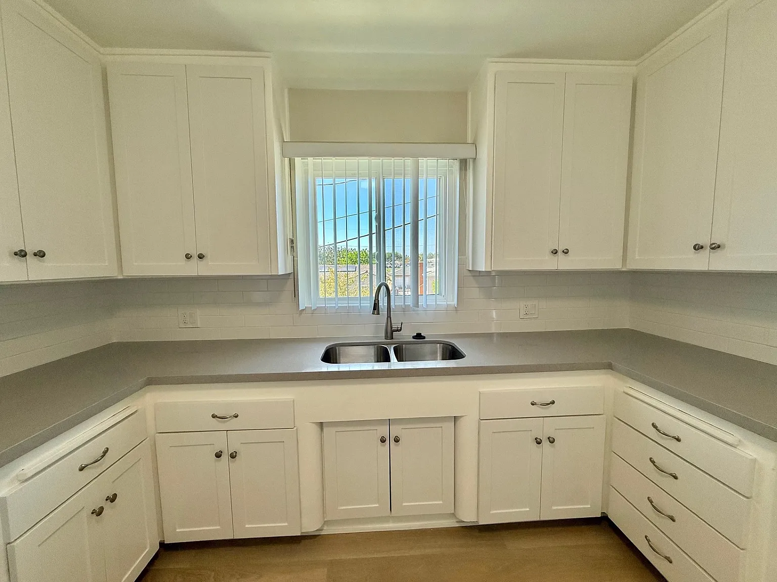 2 bed, $2,650 — Photo 4
