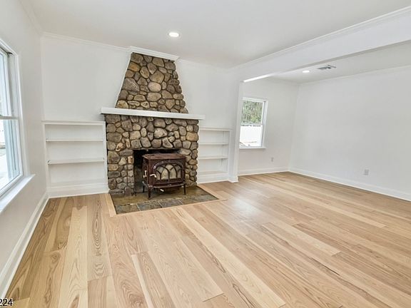 4th image of 5612 Berkshire Valley Rd