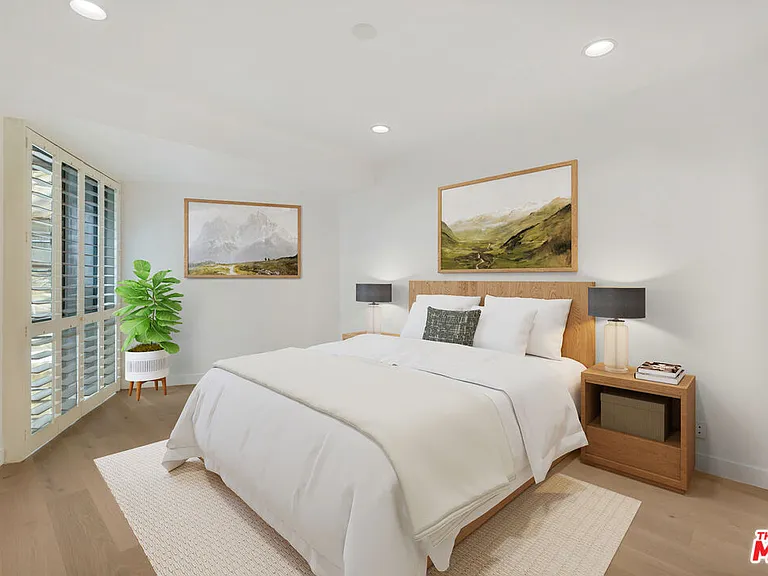 515 Ocean Ave #402S — Photo 43