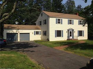 952 N Main St, West Hartford, CT 06117
