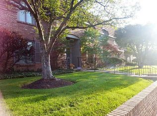 5615 Roxbury Ter, Indianapolis, IN 46226