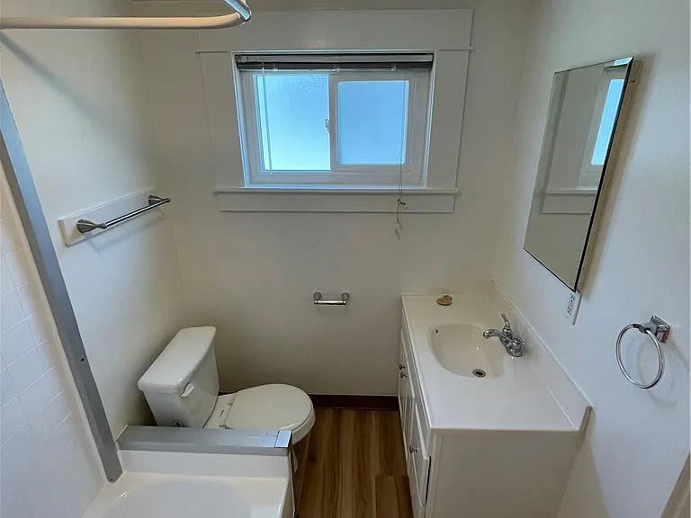 421 N Euclid Ave — Photo 13