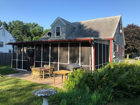 3rd image of 3428 Dearborn Blvd