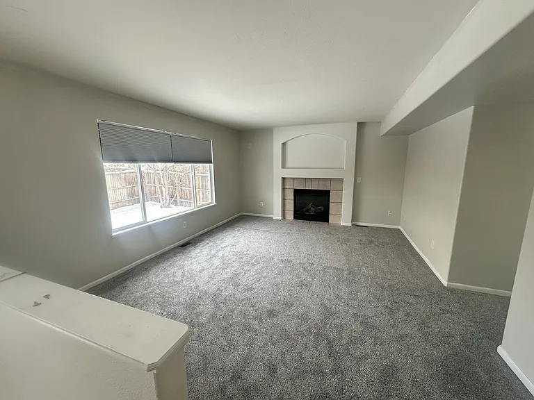 3159 Heather Glen Dr — Photo 3