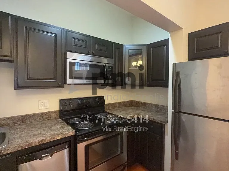 Indy Downtown Colonial Apartments — Photo 51
