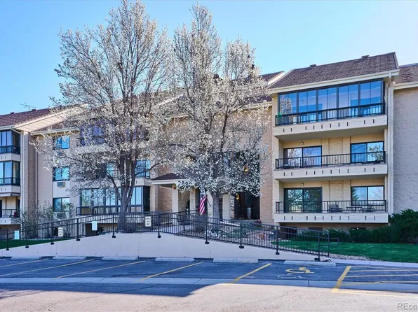 2868 S Heather Gardens Way #305, Aurora, CO 80014
