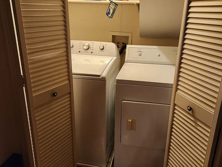 218 S Albany St #1 — Photo 23