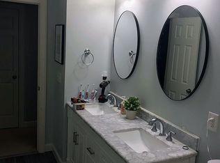 402 Branchmoor Ct, Fuquay Varina, NC 27526
