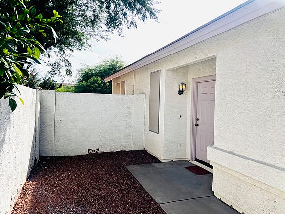 3rd image of 6665 W Delmonico Ln