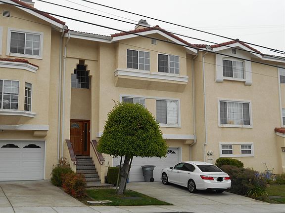3rd image of 270 Hillside Blvd