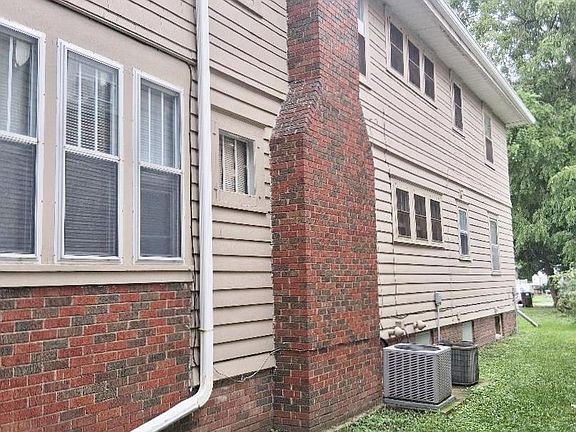 4th image of 1115-1117 N Elmwood Ave