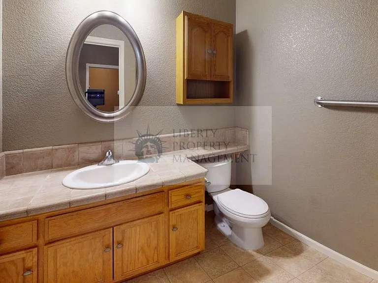 808 Boyd Dr — Photo 14