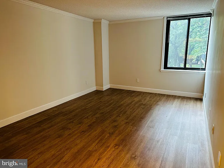 7401 Westlake Ter #112 — Photo 15