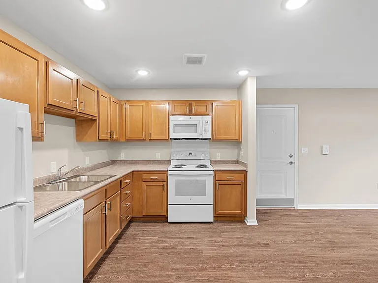 Boundary Lofts — Photo 12
